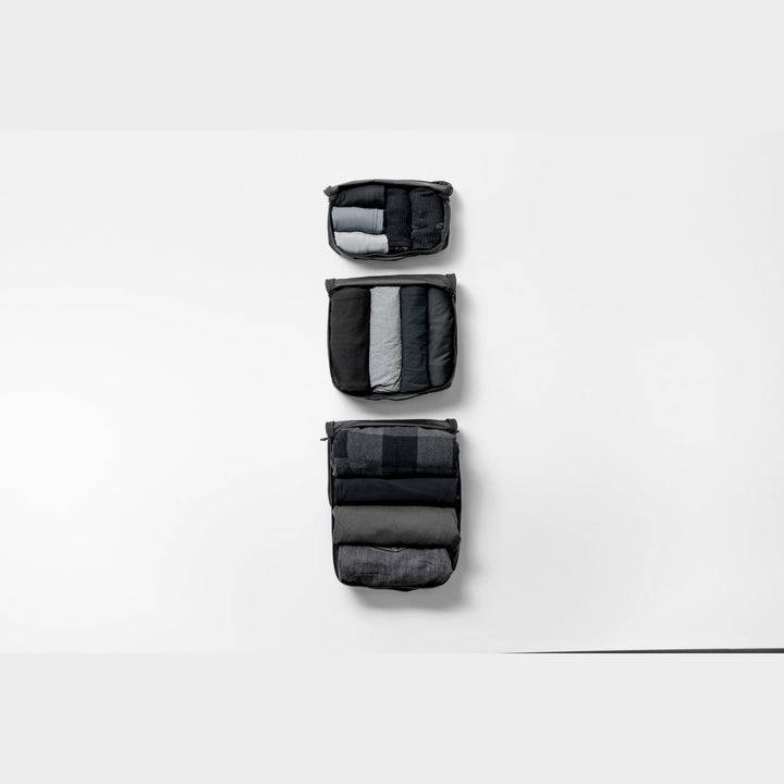 Packing Cube Set in use