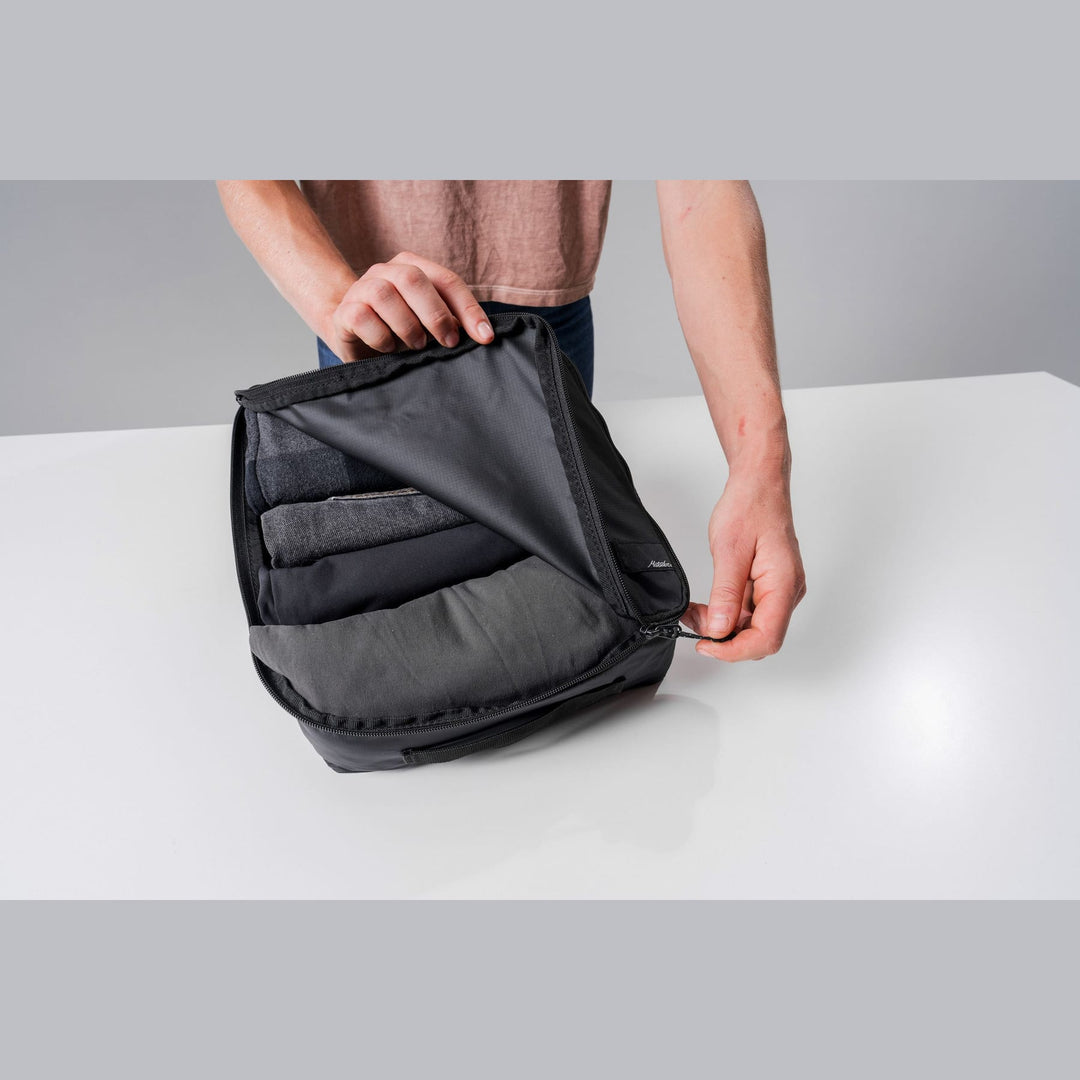 Packing Cube Set in use